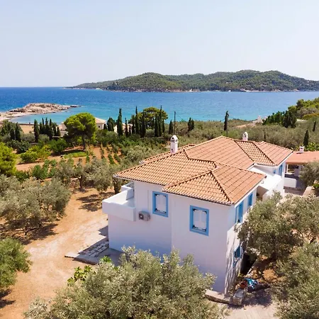 Kiousis Estate *