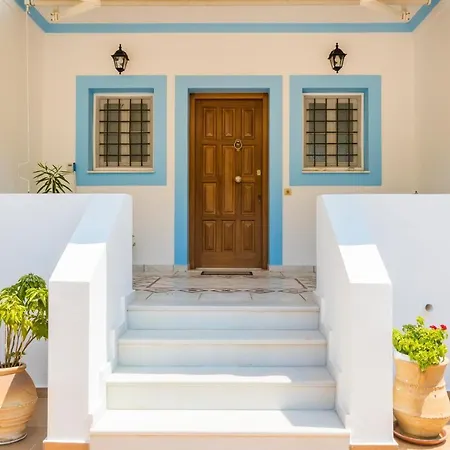 Villa Kiousis Estate *